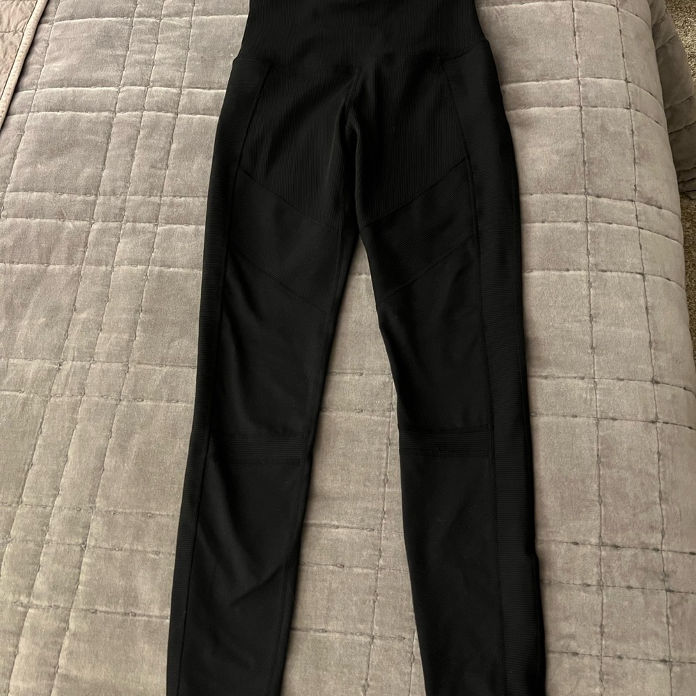 Womens grey zella brand leggings
